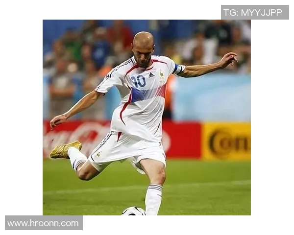 美国足球队的明星球员及其在国际赛场上的辉煌成就 美国足球队的明星球员及其在国际赛场上的辉煌成就